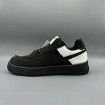 کفش مردانه ایر فورس | سایز ۴۱ تا ۴۴ اگر به دنبال کفشی هستید که هم در استایل روزمره عالی دیده شود و هم راحتی بالایی داشته باشد، ایرفورس مردانه بهترین انتخاب شماست. این مدل با طراحی کلاسیک و محبوب، رویه‌ی مقاوم و زیره‌ی انعطاف‌پذیر، مناسب استفاده طولانی‌مدت بوده و در هر شرایطی عملکرد فوق‌العاده‌ای دارد. ویژگی‌ها: • موجود در سایزهای ۴۱ تا ۴۴ • رویه باکیفیت و قابل شست‌وشو • کفی نرم و راحت با امکان استفاده طولانی • مناسب برای استفاده روزمره، خیابانی و ورزشی • طراحی شیک و قابل ست کردن با انواع استایل چرا ایرفورس؟ ایرفورس یکی از پرفروش‌ترین مدل‌های کفش مردانه است که به‌خاطر ظاهر جذاب و دوام بالا طرفداران زیادی دارد. اگر به یک کفش همه‌کاره و خوش‌استایل نیاز دارید، این مدل دقیقا همان چیزی است که دنبالش بودید.